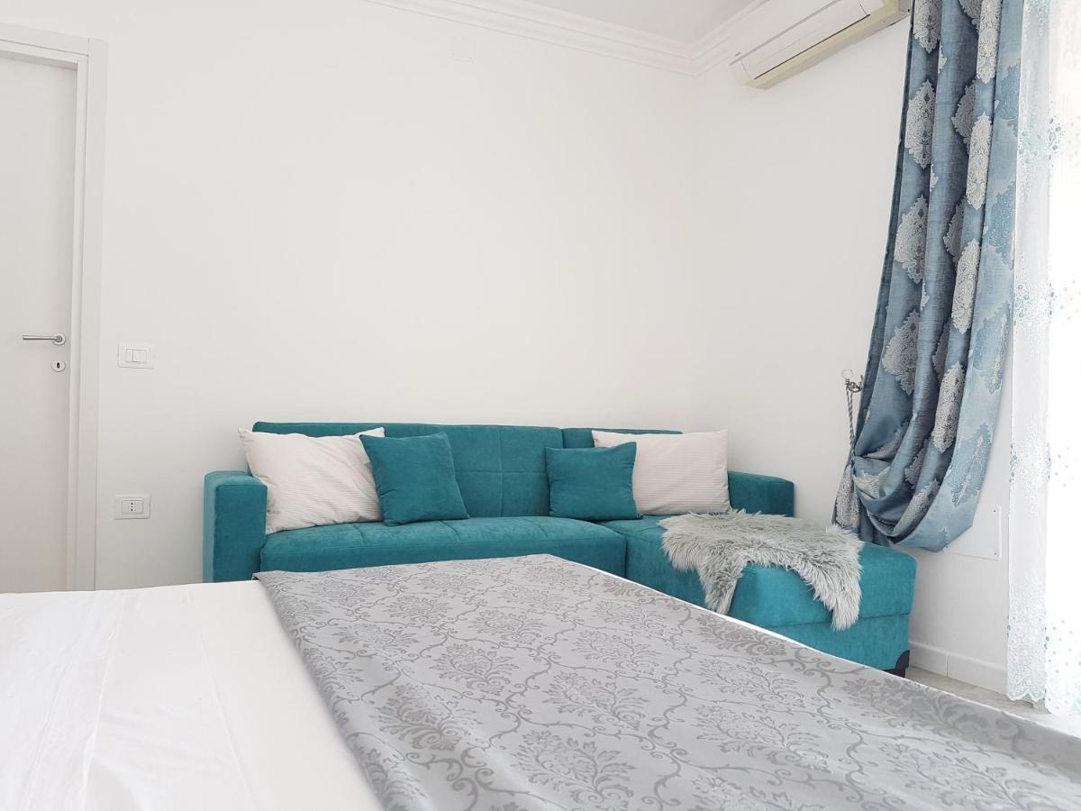 Blue Diamond Apartment Parghelia Exterior photo